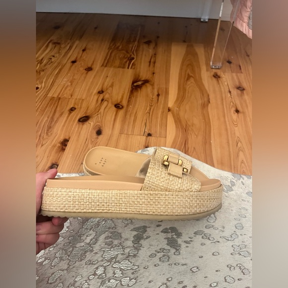 A New Day Agnes Platform Slide Sandals - Picture 5 of 6